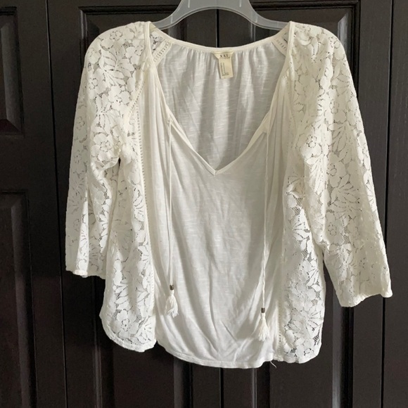 Off white forever 21 blouse - Picture 1 of 3
